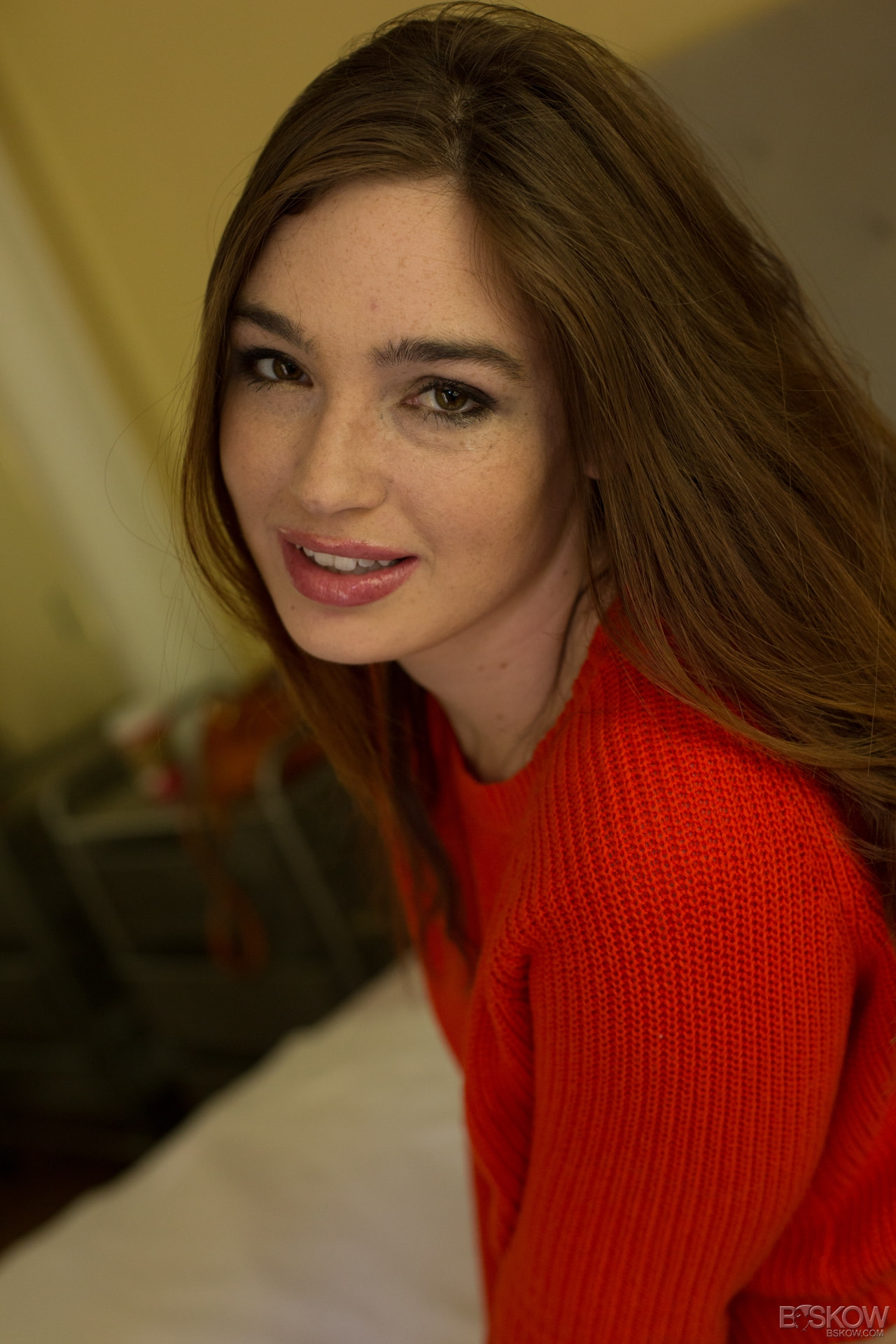 1 Room 4 Girls - The Perfect Ass